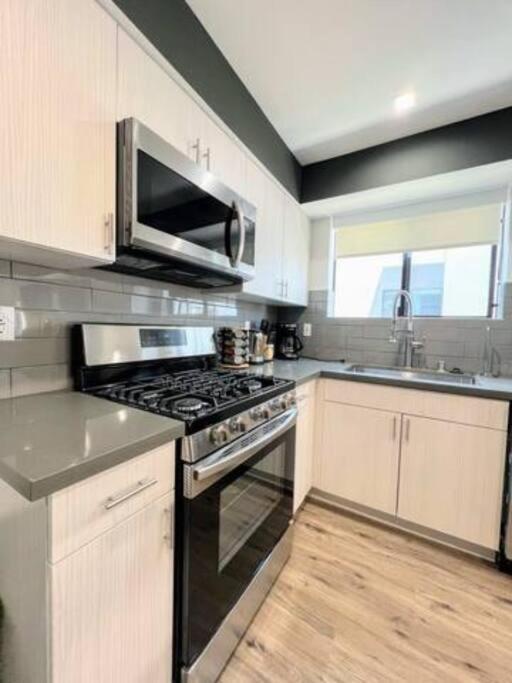 Hébergement de vacances 4br Townhouse In Koreatown Los Angeles